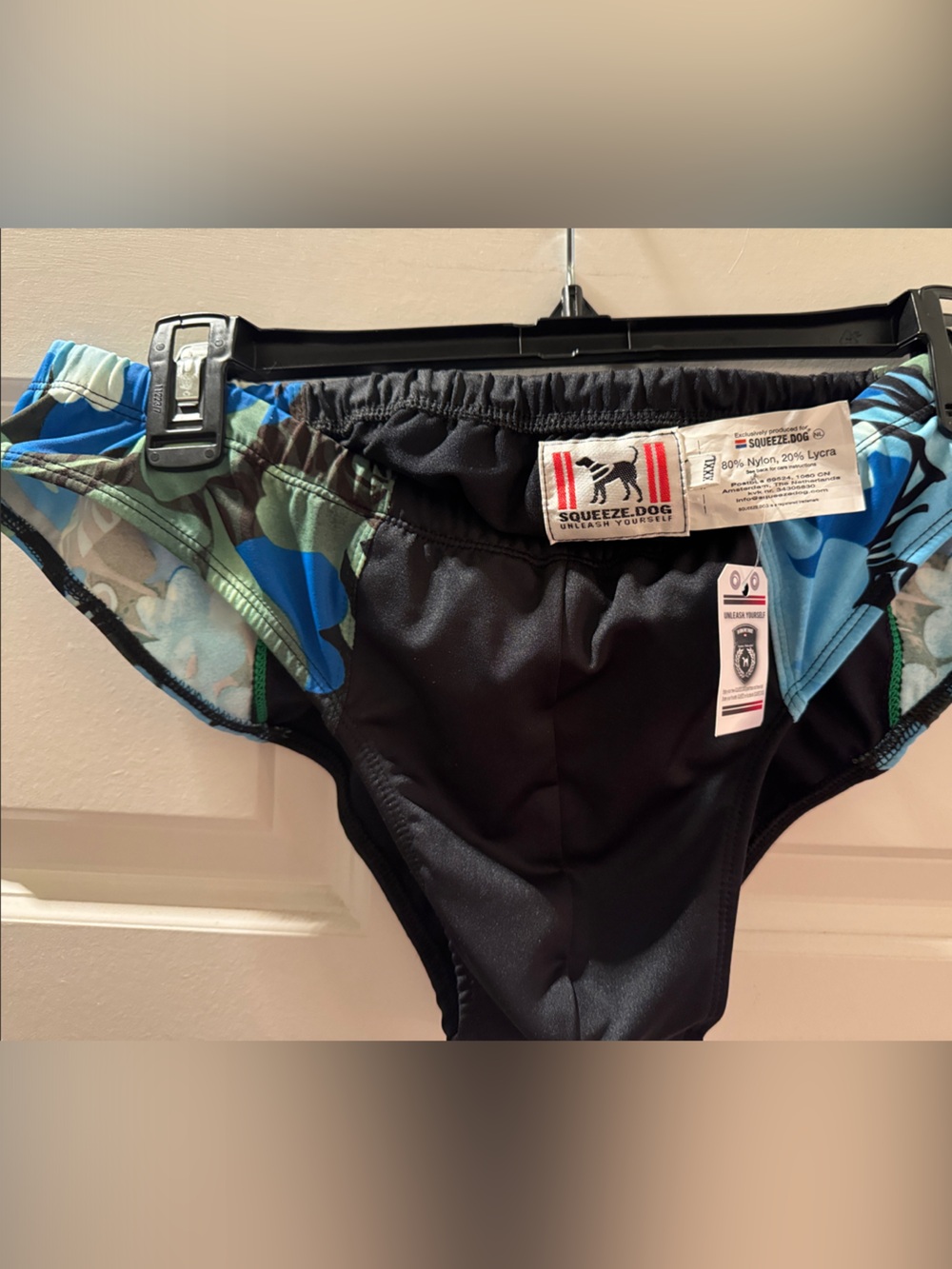 SQUEEZE DOG Floral Trim Swim Briefs - Black & Blue XL/XXL - Picture 3 of 3